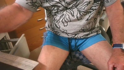 otto2001 live cam on Cam4