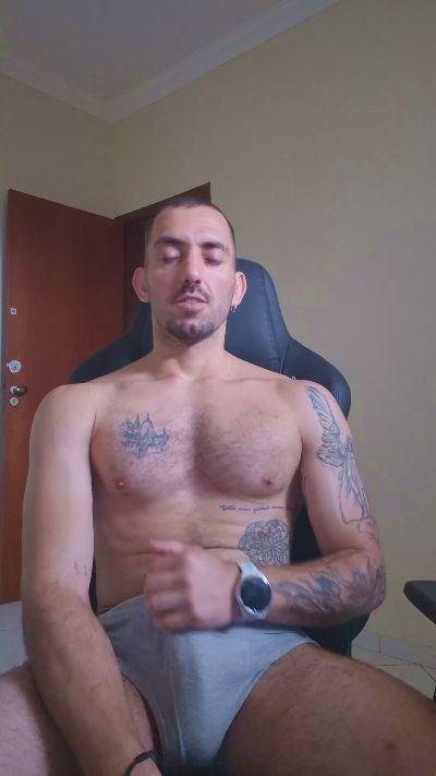 outlander222 live cam on Cam4