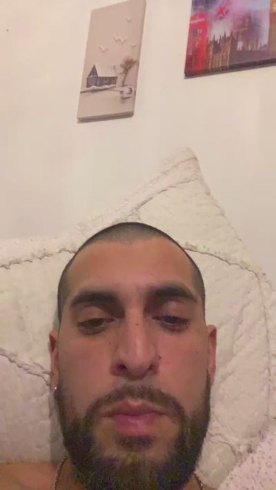 ovasckez live cam on Cam4