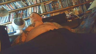 overmydaddbody live cam on Cam4
