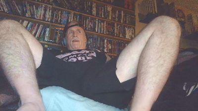 overmydaddbody live cam on Cam4
