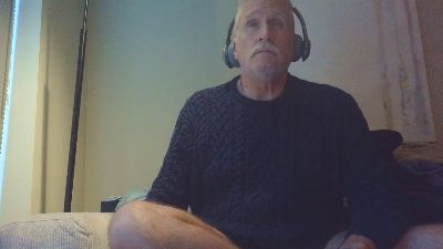 overmydaddbody live cam on Cam4