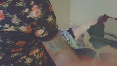 overmydaddbody live cam on Cam4