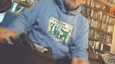 overmydaddbody live cam on Cam4
