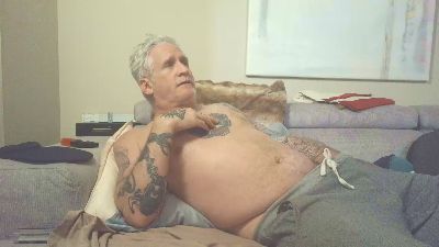 overmydaddbody live cam on Cam4