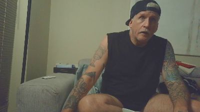 overmydaddbody live cam on Cam4
