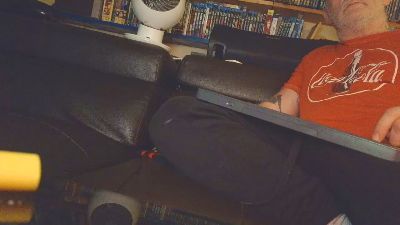 overmydaddbody live cam on Cam4