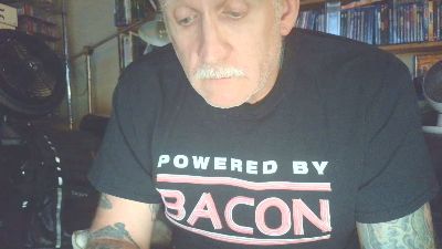 overmydaddbody live cam on Cam4