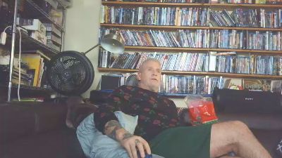 overmydaddbody live cam on Cam4