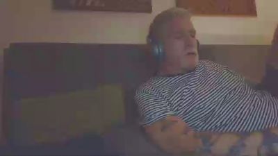 overmydaddbody live cam on Cam4