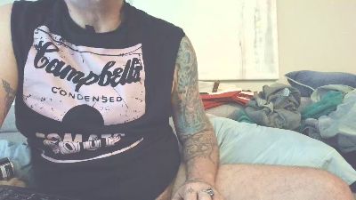 overmydaddbody live cam on Cam4