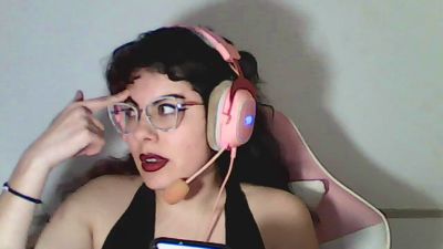 owly_bloom live cam on Cam4