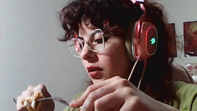 owly_bloom live cam on Cam4