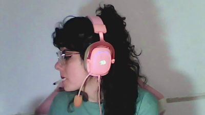 owly_bloom live cam on Cam4