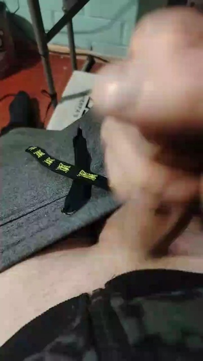 oxitidy666 live cam on Cam4