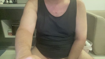 ozgurrr78 live cam on Cam4