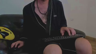 pablo13672 live cam on Cam4