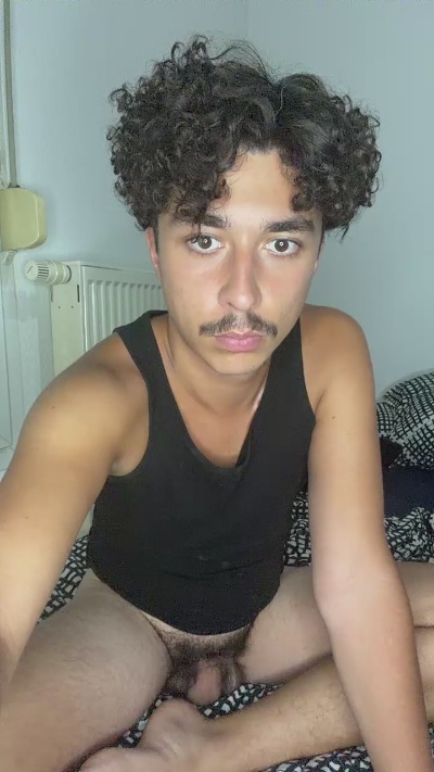 pablo2762 live cam on Cam4