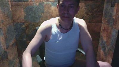 pablo32644 live cam on Cam4