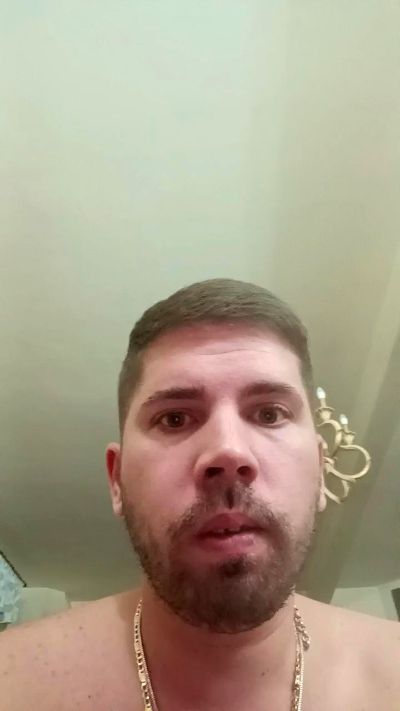 pablo93 live cam on Cam4