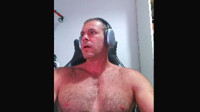 pablodavid15 live cam on Cam4