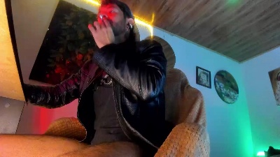 pablomontiel1 live cam on Cam4