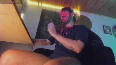 pablomontiel1 live cam on Cam4
