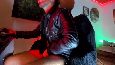 pablomontiel1 live cam on Cam4