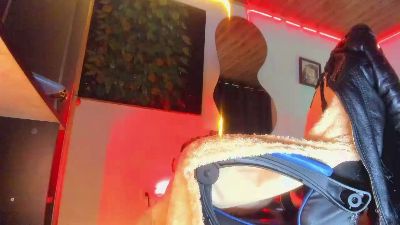 pablomontiel1 live cam on Cam4