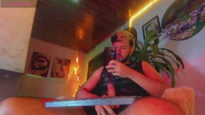 pablomontiel1 live cam on Cam4