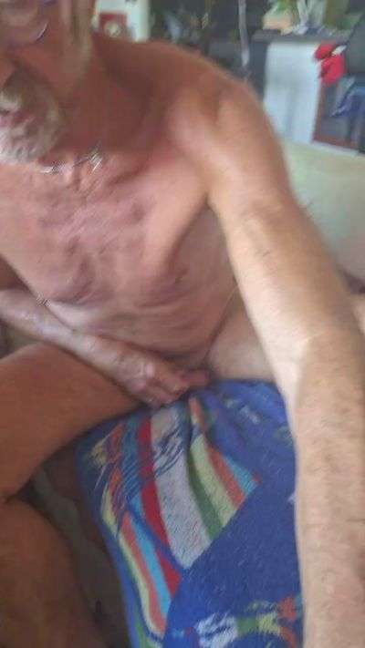 pacificjeff7 live cam on Cam4