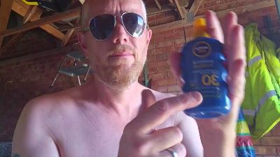 pacman654 live cam on Cam4