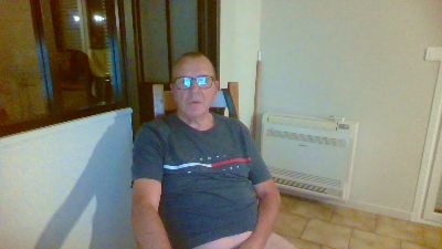 page5911826 live cam on Cam4