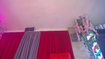 palomablonder live cam on Cam4