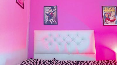 pamela_swett_ live cam on Cam4
