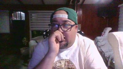 pandi_ternurit4 live cam on Cam4