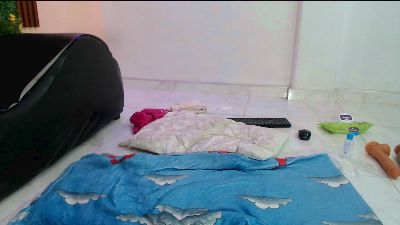 paola20atletic live cam on Cam4