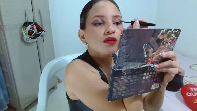 paola_latina29 live cam on Cam4