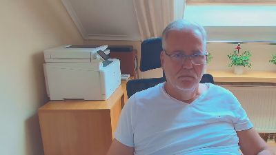 pasmale68 live cam on Cam4