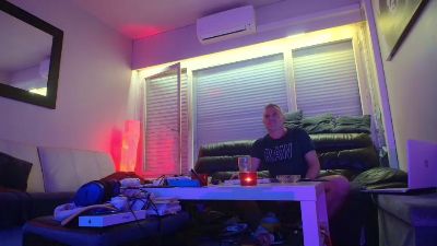pat1308 live cam on Cam4