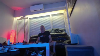 pat1308 live cam on Cam4