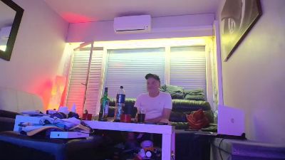 pat1308 live cam on Cam4