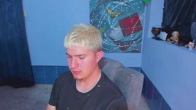 patrik027 live cam on Cam4