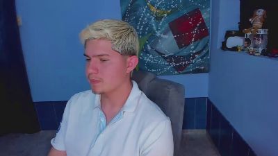 patrik027 live cam on Cam4