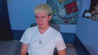 patrik027 live cam on Cam4