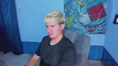 patrik027 live cam on Cam4