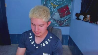patrik027 live cam on Cam4