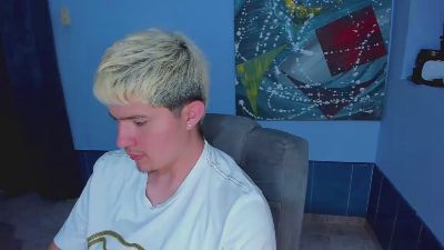 patrik027 live cam on Cam4