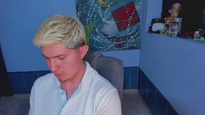 patrik027 live cam on Cam4