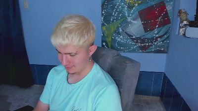 patrik027 live cam on Cam4